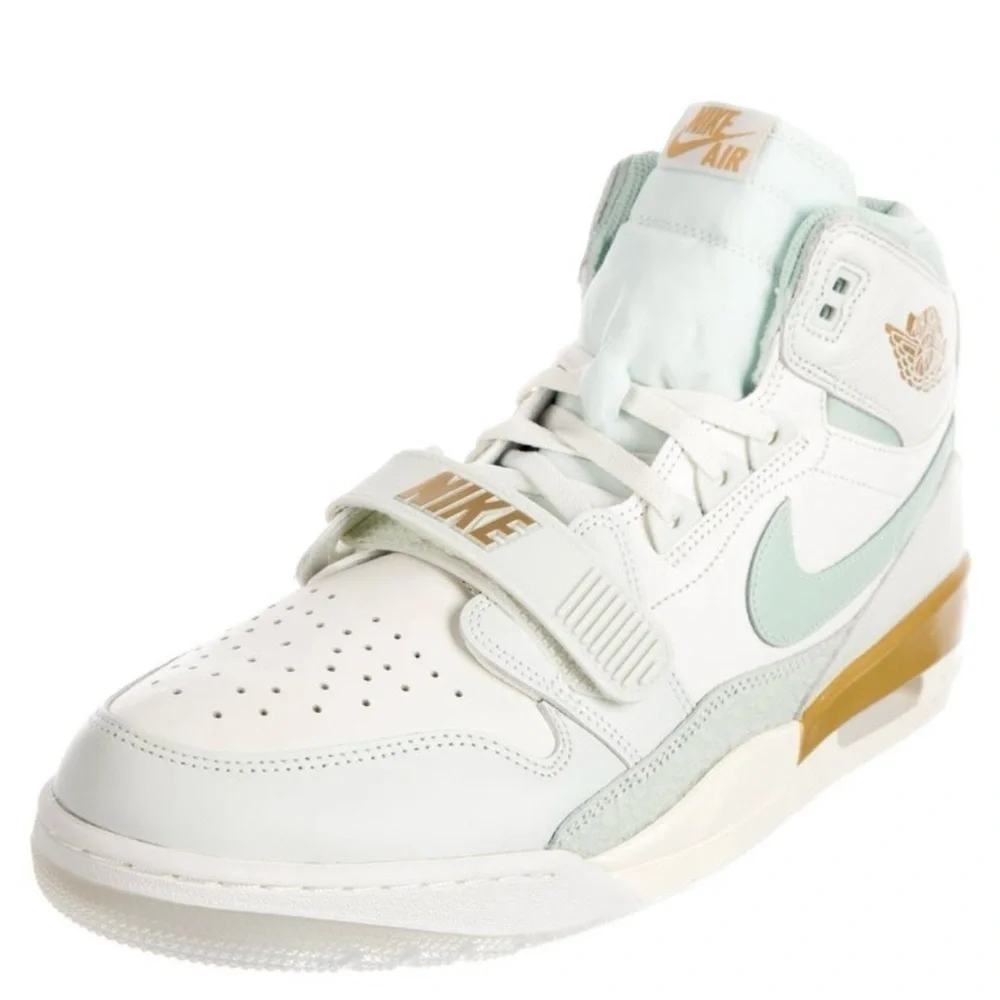 Nike Air Jordan Legacy 312 Sneakers